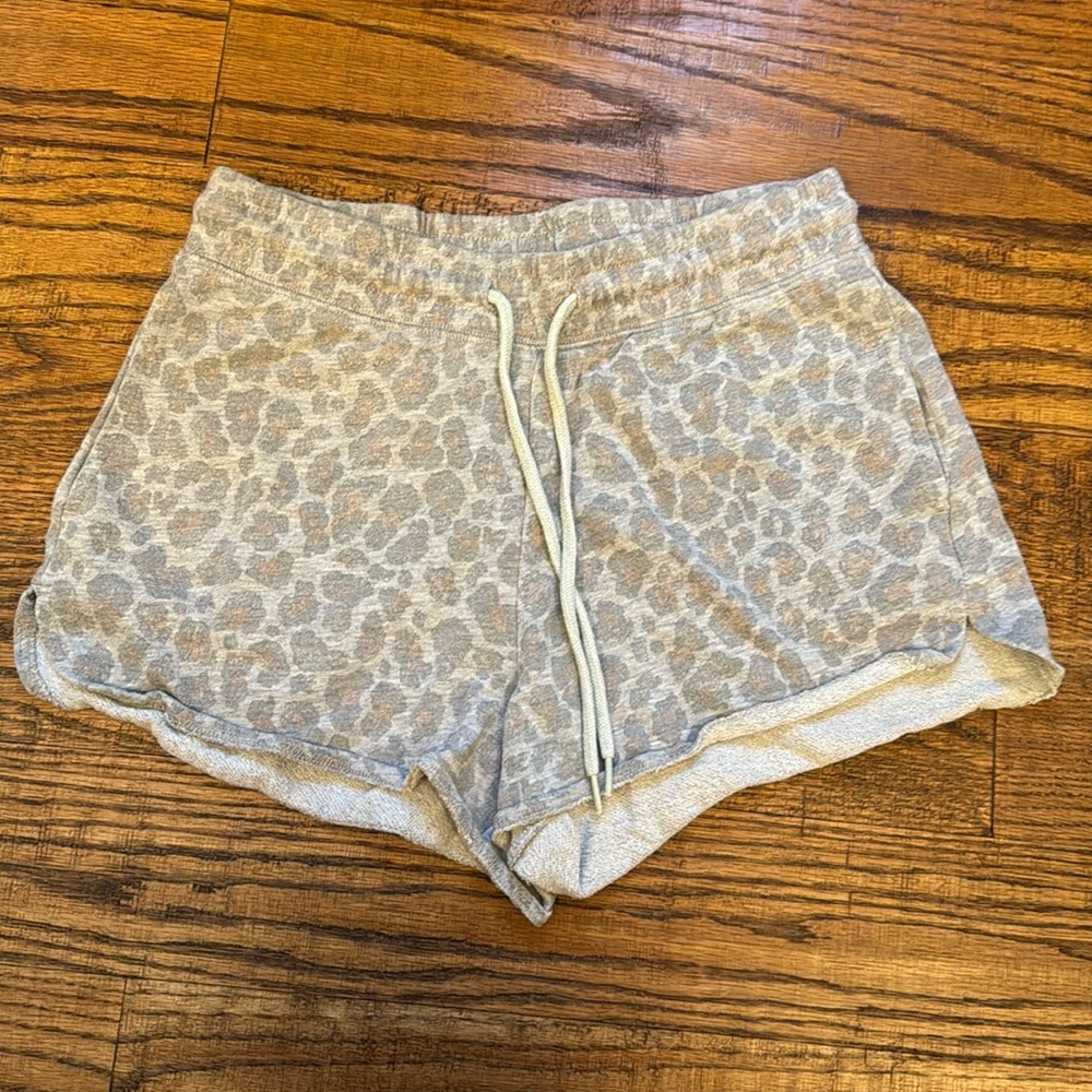 Colsie Leopard Print Lounge Shorts size XS (fit like S)